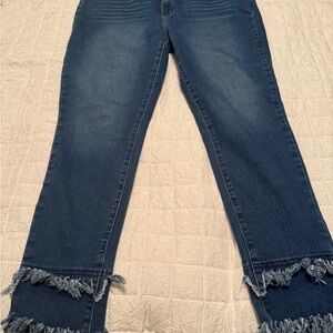 Lucky & Blessed Dark Blue Frayed Ankle Jeans gs